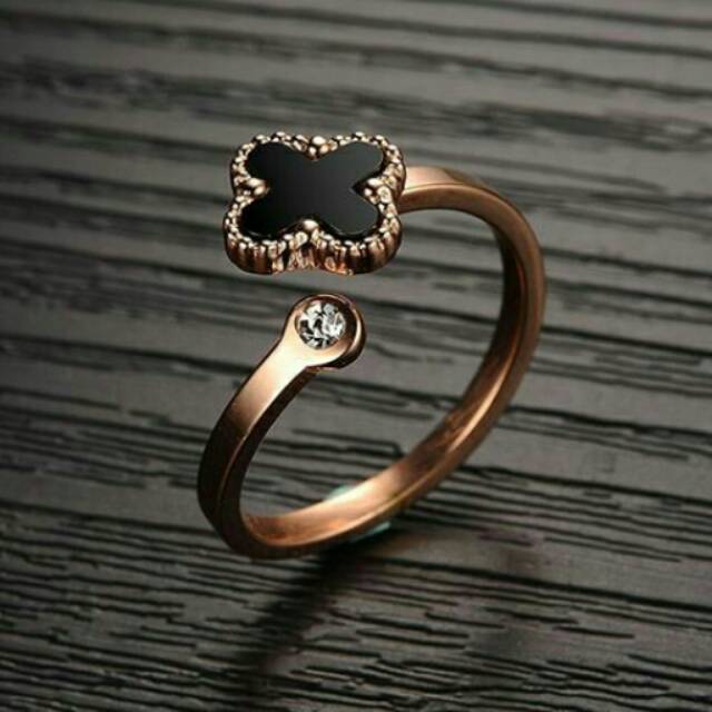Cincin wanita/cincin cewek/cincin single/cincin titanium/cincin bunga hitam