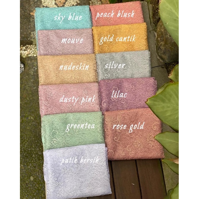 Yukakebaya || santili metalik muat 1 kebaya