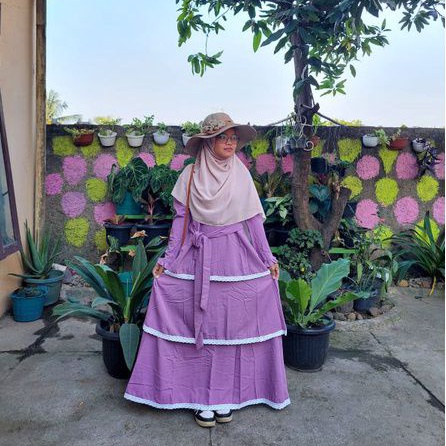 SAQUEENA DRESS ONLY BY HAFZ HIJAB