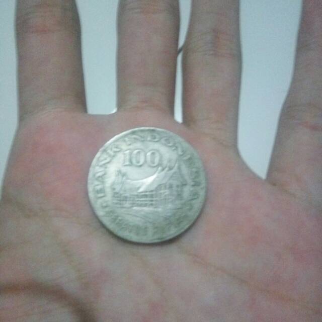 Uang koin 100 rupiah tahun 1978