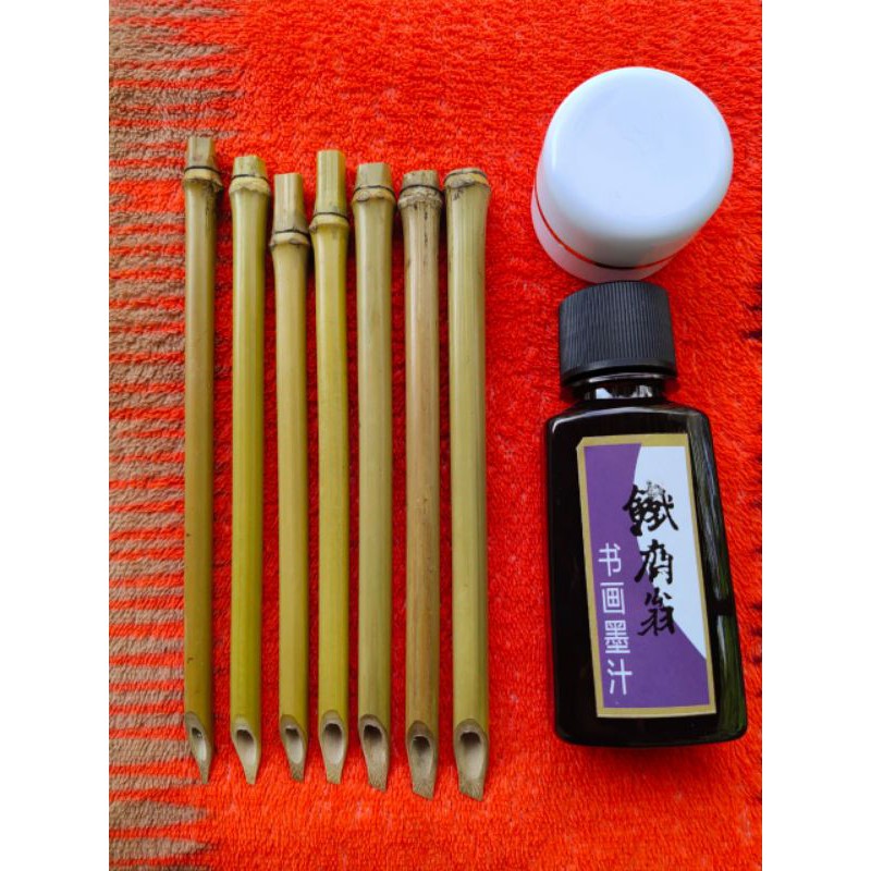 

1 set alat tulis kaligrafi