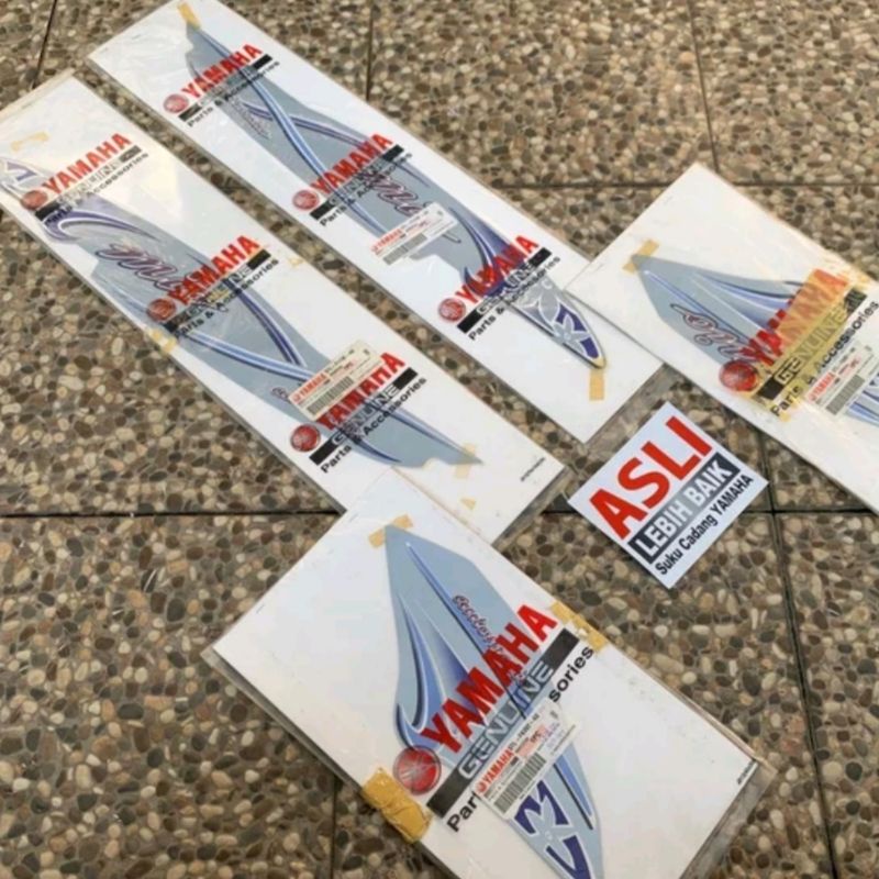 STRIPING MIO SPORTY ORIGINAL YAMAHA WARNA BIRU MUDA