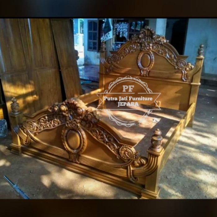 Ranjang ukir/tempat tidur kayu jati/Dipan dewasa ukir kayu jati