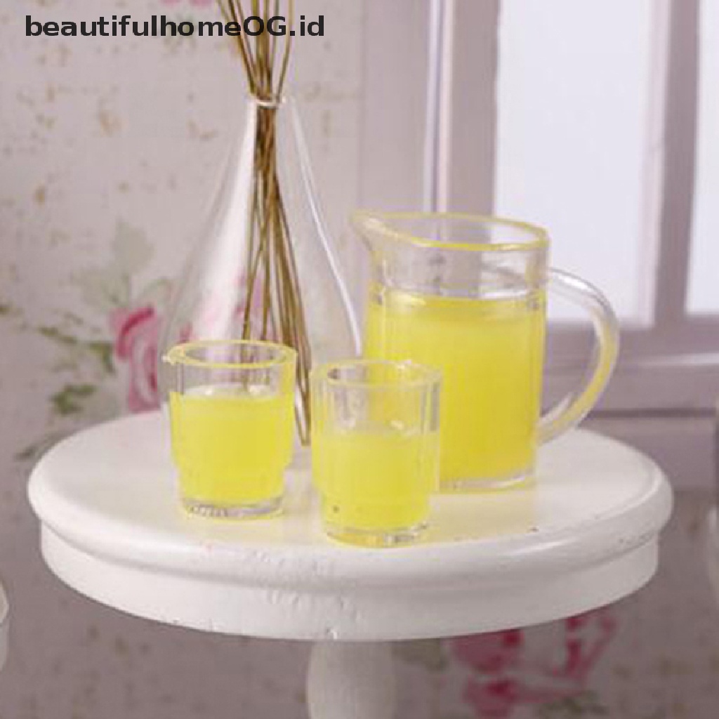 3pcs / set Miniatur Botol Jus + 2 Cup Aksesoris Dapur Rumah Boneka 1: 12