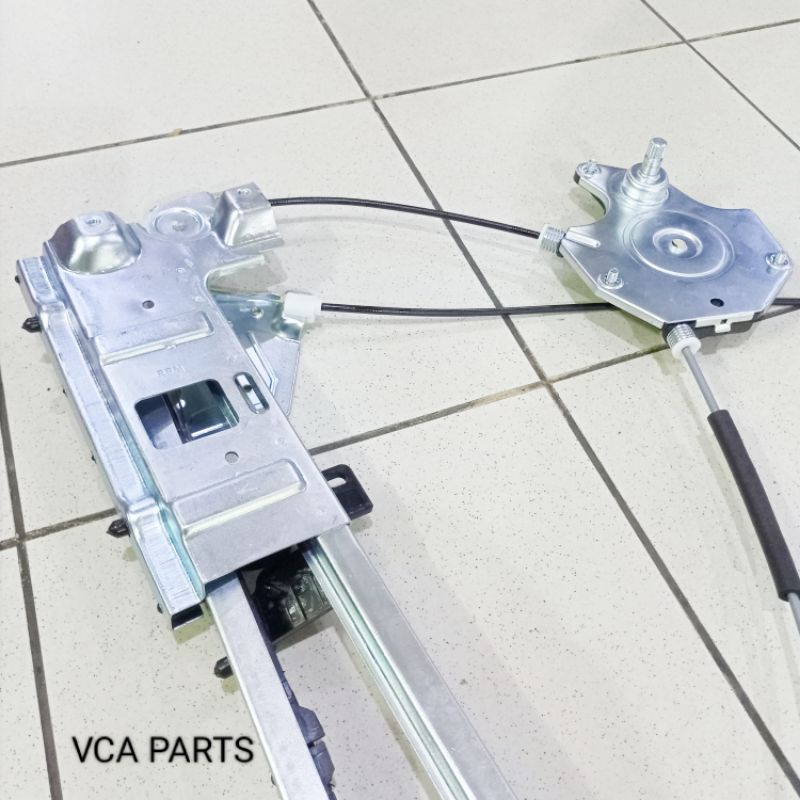 WINDOW REGULATOR MITSUBISHI CANTER SEBELAH KIRI ( LH ).