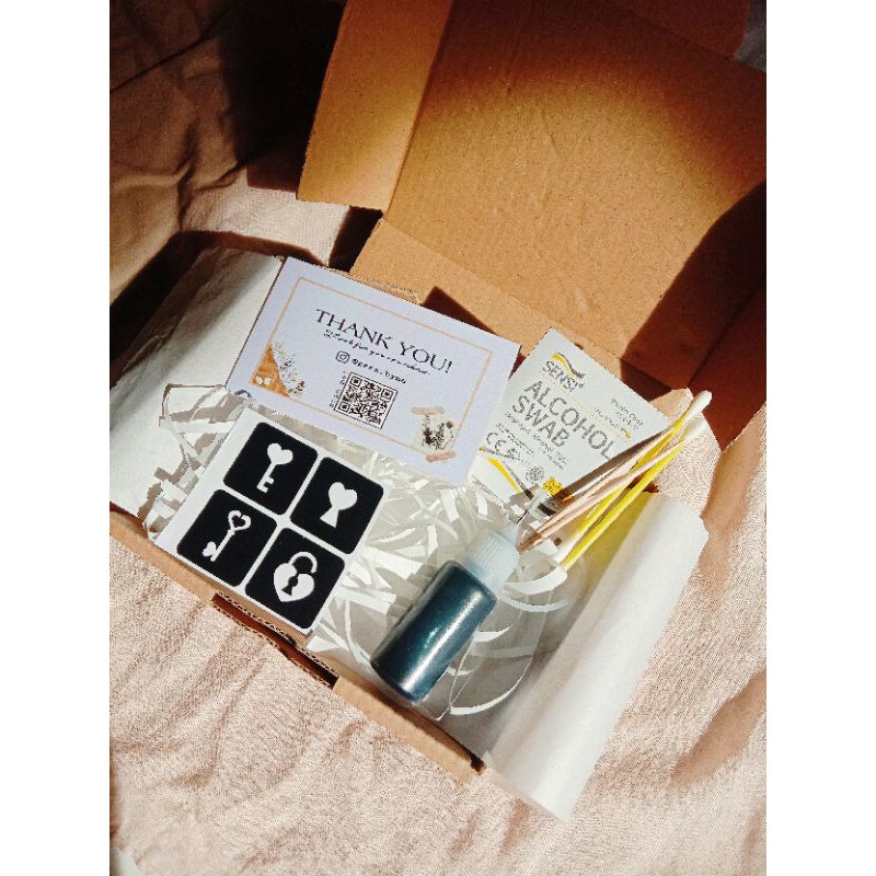 

Henna Kit Sticker | geezbyme