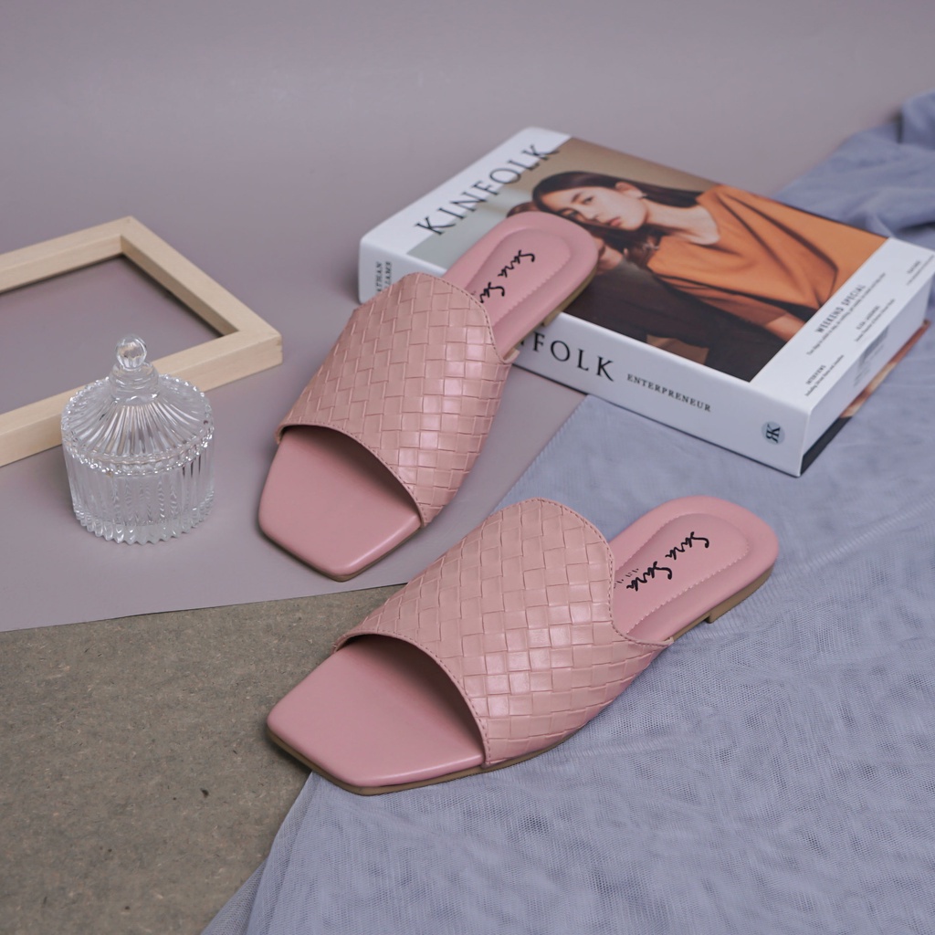 sara sara KUTA sandal teplek wanita terbaru sendal flat wanita trendy sandal teplek zara wanita impo