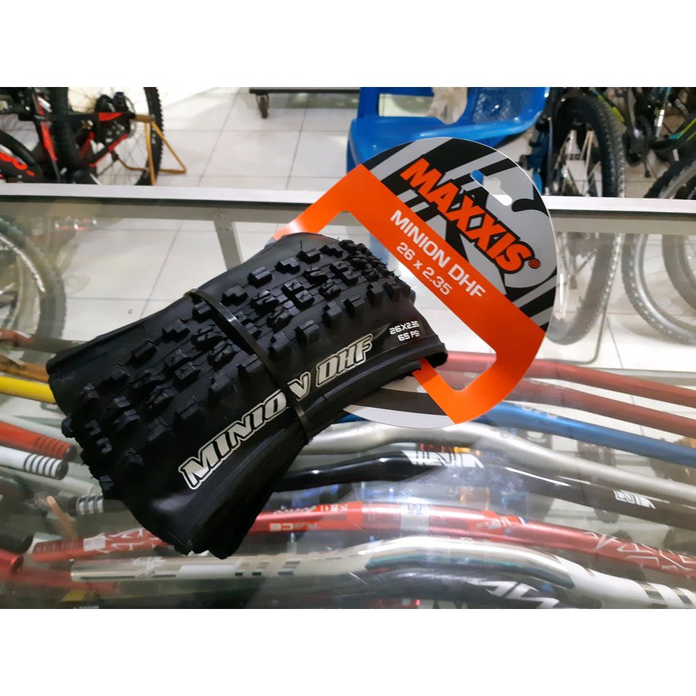 maxxis minion dhf 26 2.35
