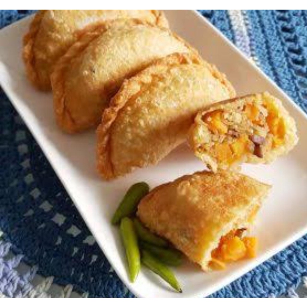 

Pastel Ayam Sayur FROZEN isi 10