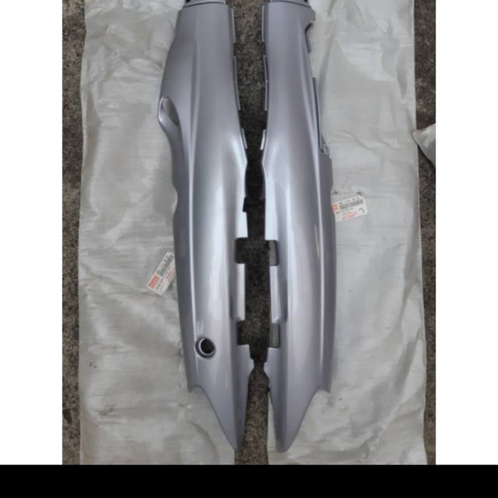 Body belakang Vega R lama silver