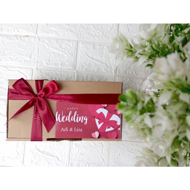 Gelas Couple LOVE Wedding Hampers Kado Pernikahan Gift