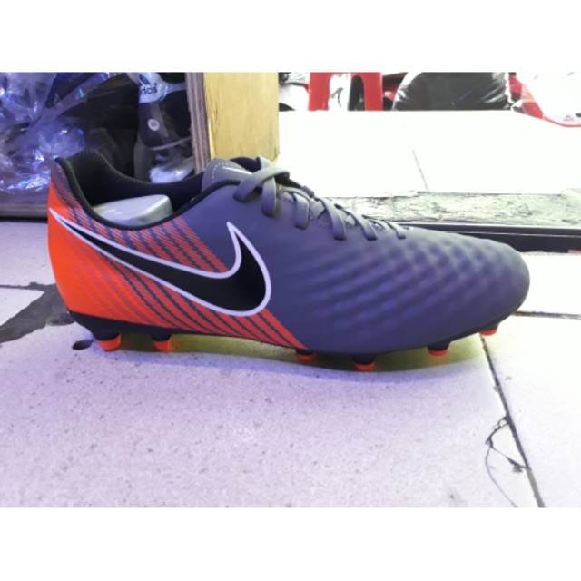SEPATU NIKE SEPAK BOLA MAGISTA. ORIGINAL