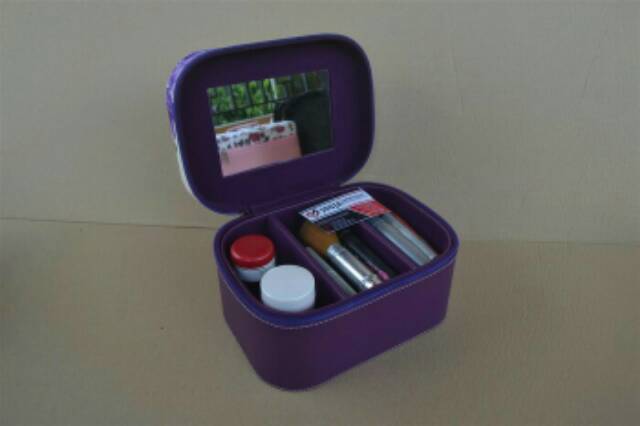 Tempat Make up Cantik / Tas Kosmetik Cantik Motif Bunga Purple