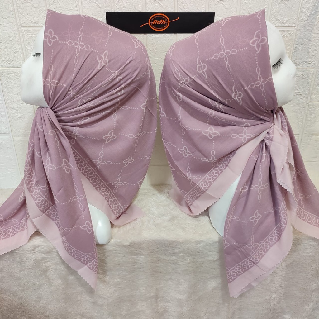 hijab segiempat voal motif ori MM leser cut