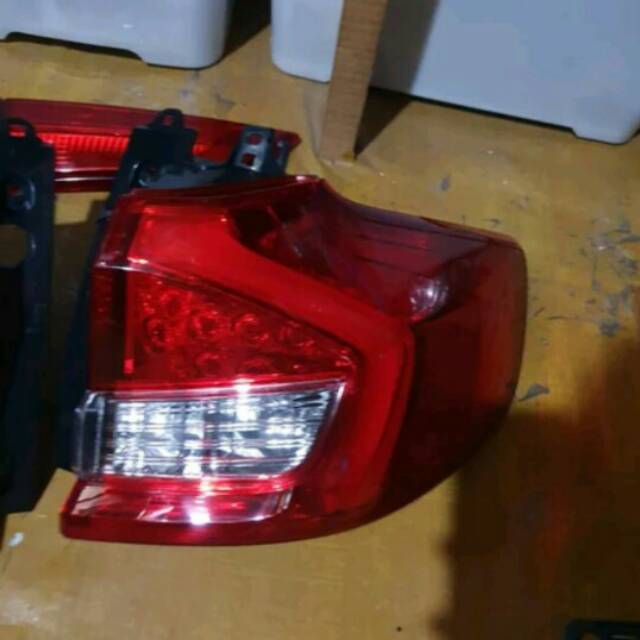 Stoplamp lampu belakang all new ertiga