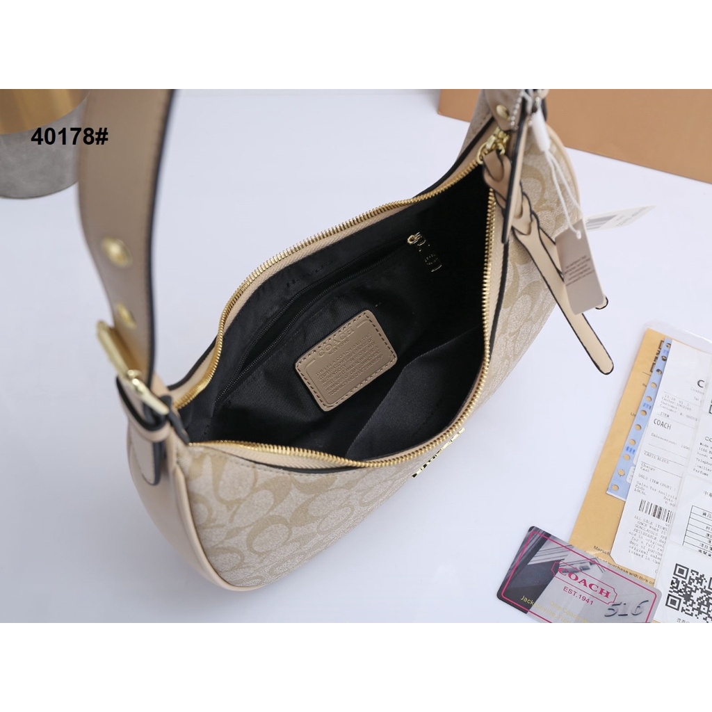 Co Shoulder Bag 40178