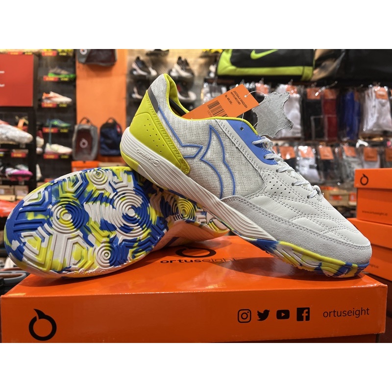 SEPATU FUTSAL ORTUSEIGHT JOGOSALA VANQUISH