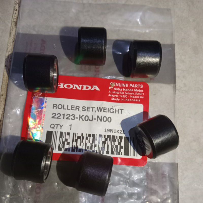 KDM_24 ROLLER SET GENIO 2019 BEAT LED ECO STREET 2020 SCOOPY ESP K2F 2021 KODE PART -KOJ-N00