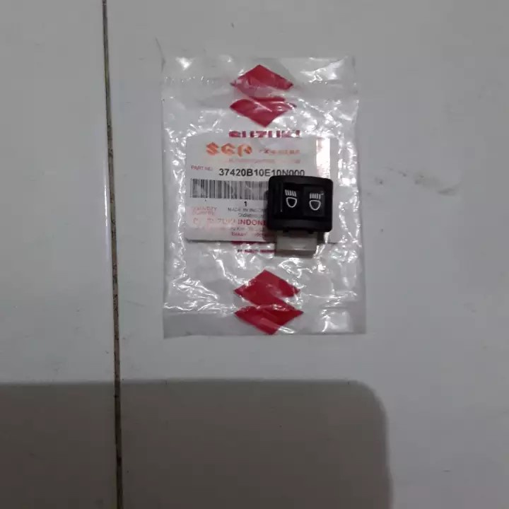 TOMBOL DIM SMASH S811