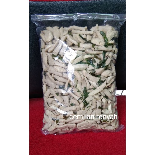 

Basreng Stick Original Daun Jeruk Isi 1000 Gram 1 kg Gurih2 nNyoyy Renyah Dan Gurih Pas Untuk Cemilan