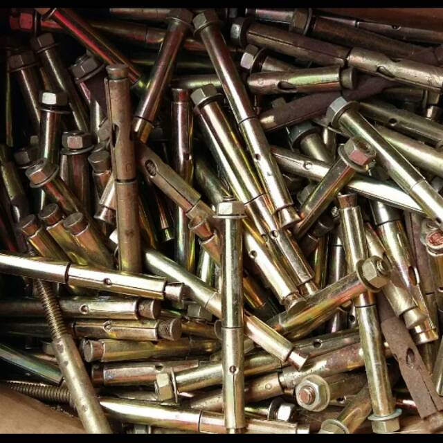 Dinabolt 8 mm kunci 10 panjang 8,7 cm