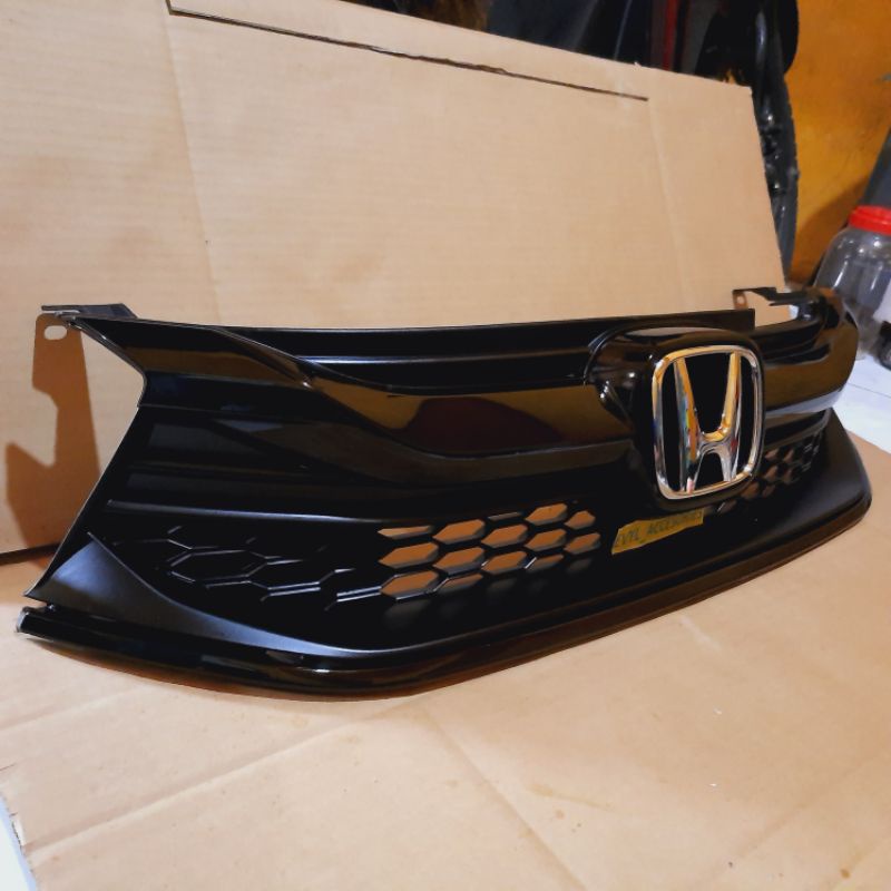 GRILL GRIL RADIATOR NEW HONDA BRIO SATYA BRIO RS KOMPLIT ORIGINAL