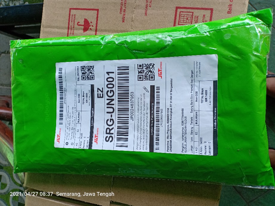 Terlaris!!!  Sarung Batik Solo Premium Seri Dengan Tumpal