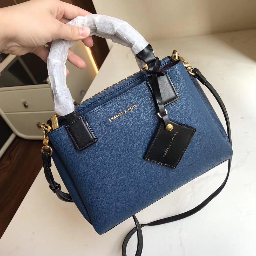 [PRODUK VJPSF] Tas Wanita Charles and Keith Top Handle Structured Bag S07