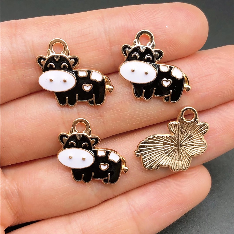 4pcs Liontin Enamel Bentuk Sapi Bahan Alloy Untuk Membuat Perhiasan