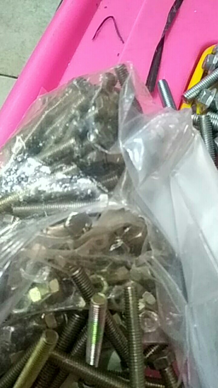 Baut Mur Kuning M5 X 35(3,5cm) Kunci 8 Per Pcs