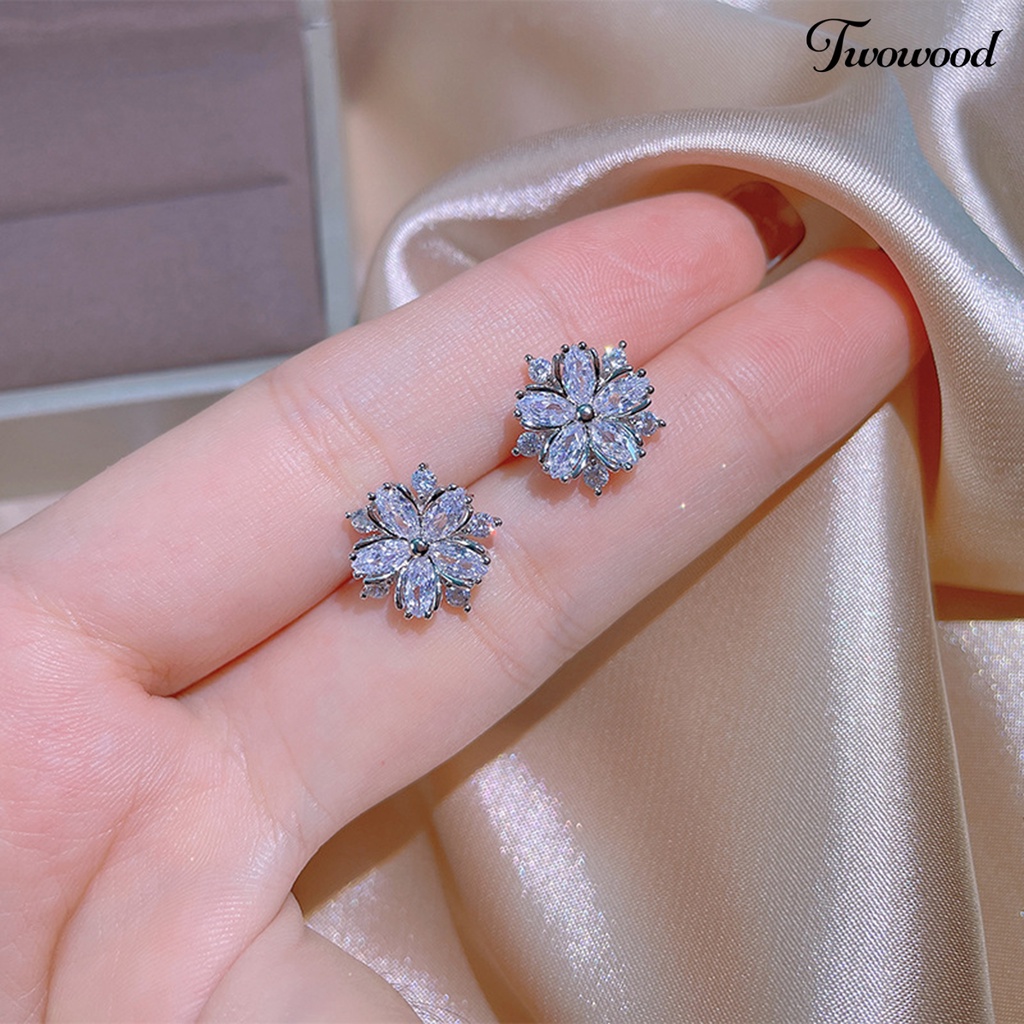 Kalung Dan Anting Stud Bentuk Bunga Model Lapis Ganda Bahan Cubic Zirconia Untuk Wanita