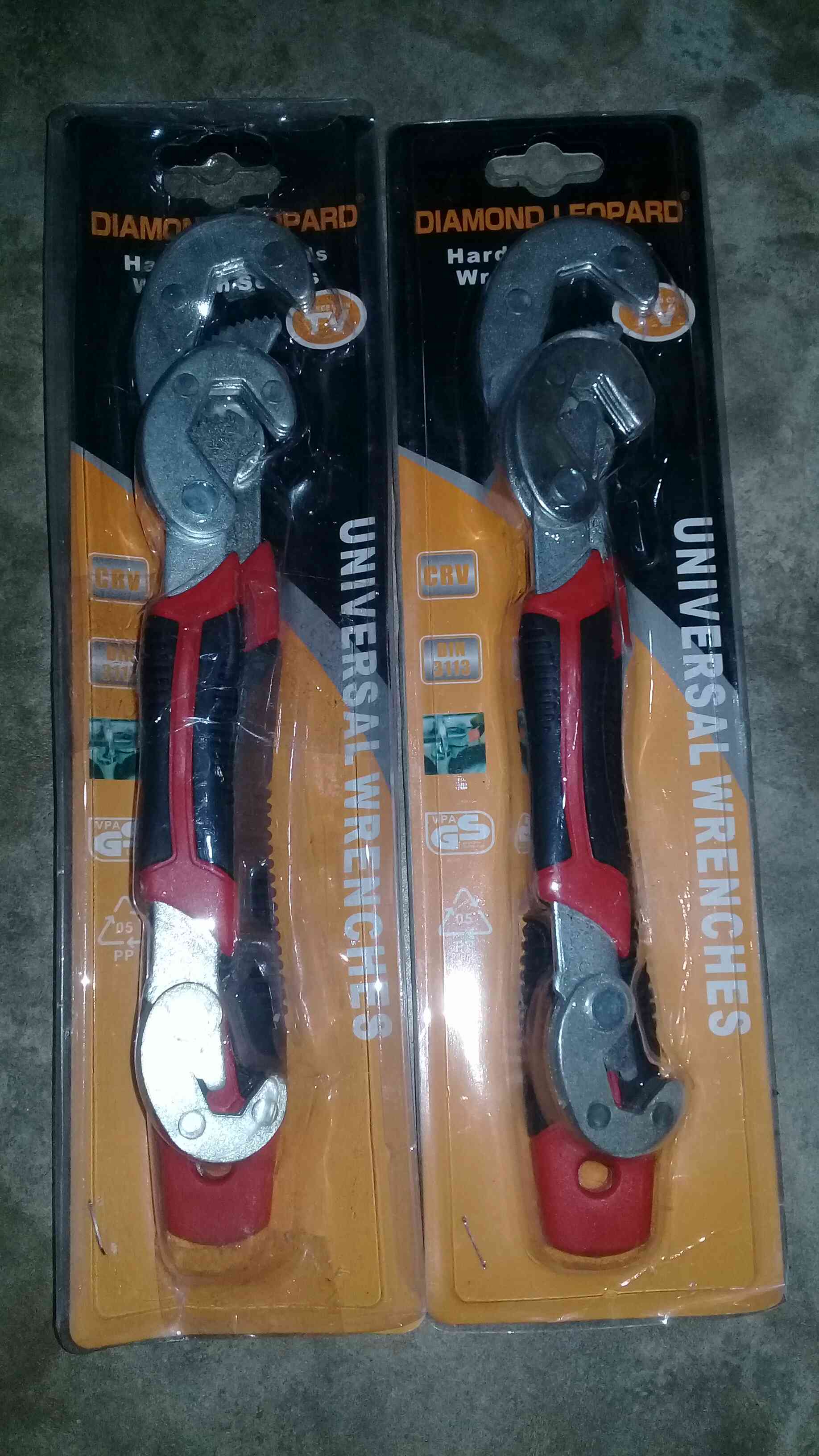 Kunci Pas Inggris Serbaguna Snap N Grip Universal Wrench