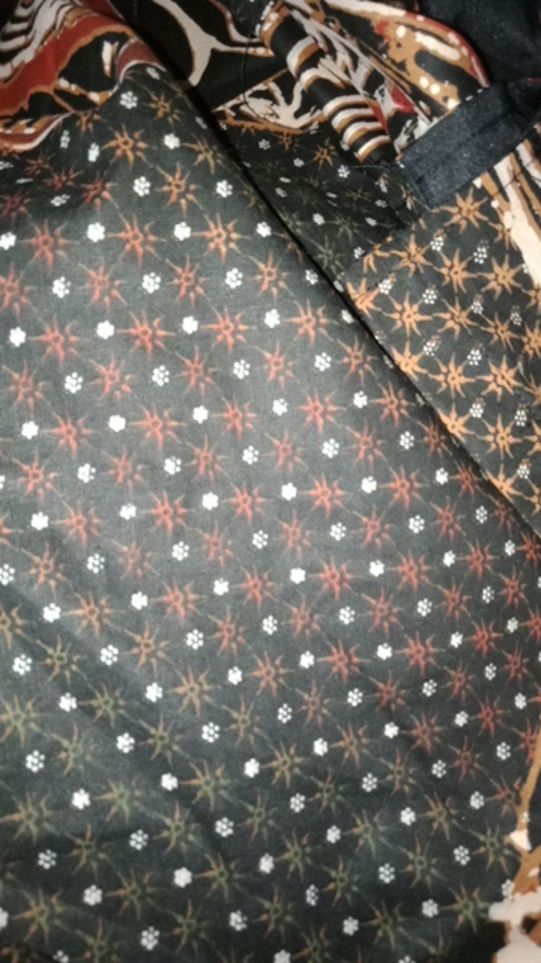 Daniswara 2 Kemeja Batik Lengan Pendek Bahan Katun Sragenan Full Furing