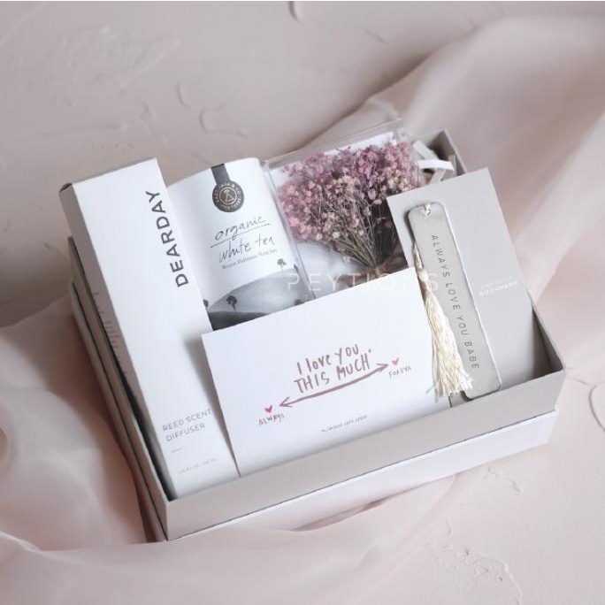 

HADIAH KADO HAMPERS VALENTINE 3 - PASANGAN PACAR SUAMI ISTRI DG654EAFVD