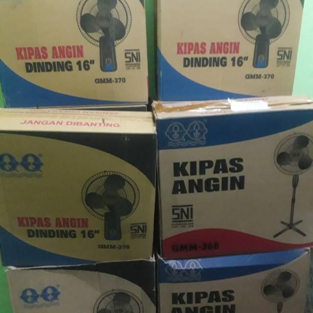 Kipas angin QQ 16"