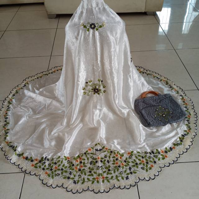 Mukena ashanty