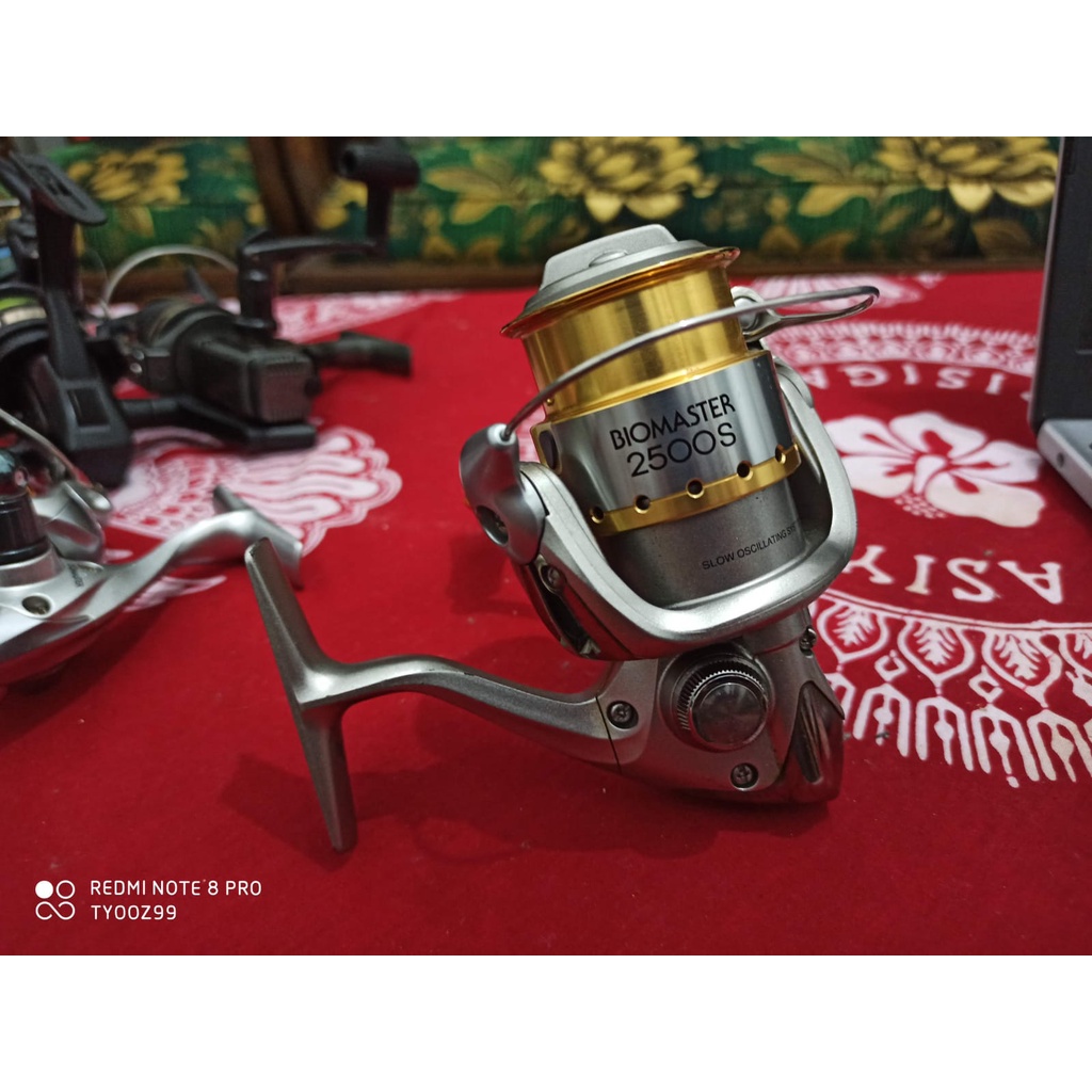 Reel Pancing Shimano Biomaster 2500S Malay