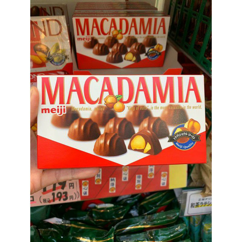 

COKLAT MACADAMIA MEIJI original JAPAN