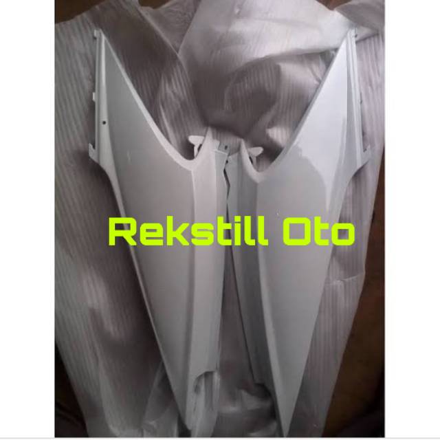 Cover Bodi Belakang Kanan Kiri Beat Karbu