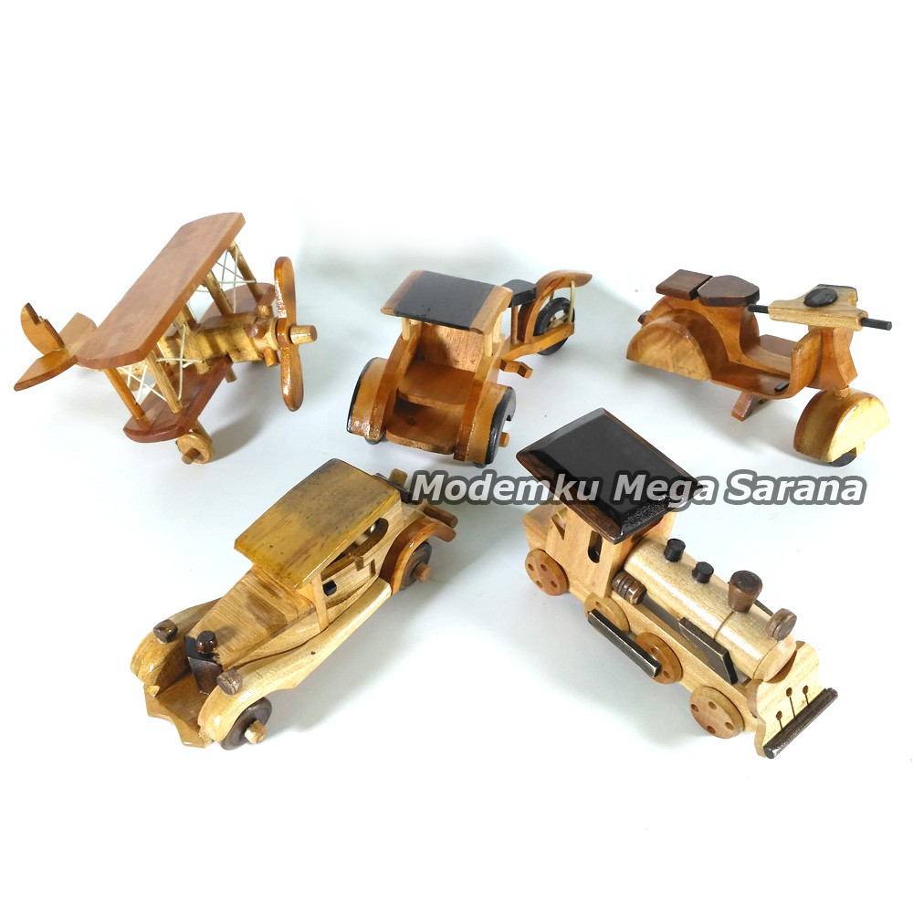 Paket B isi 5pcs - Miniatur dari kayu [pesawat capung, becak, vespa, limosin, lokomotif]