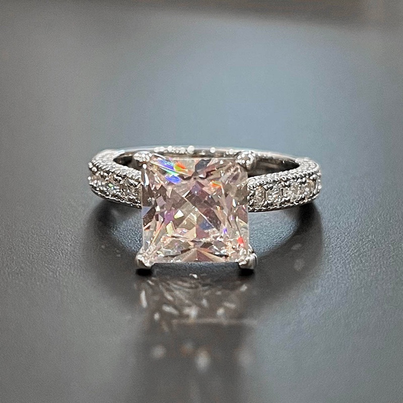 Cincin Wanita Bentuk Persegi Hias Cubic Zirconia Gaya Klasik / Simple / Putri Untuk Pernikahan