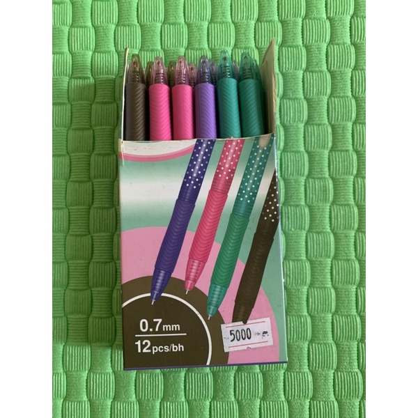

Ball pen/Pena