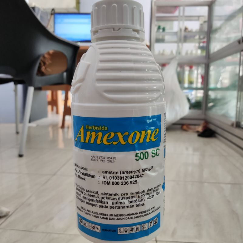 Herbisida AMEXONE 500SC isi 1L dr PT. Petrokimia Kayaku