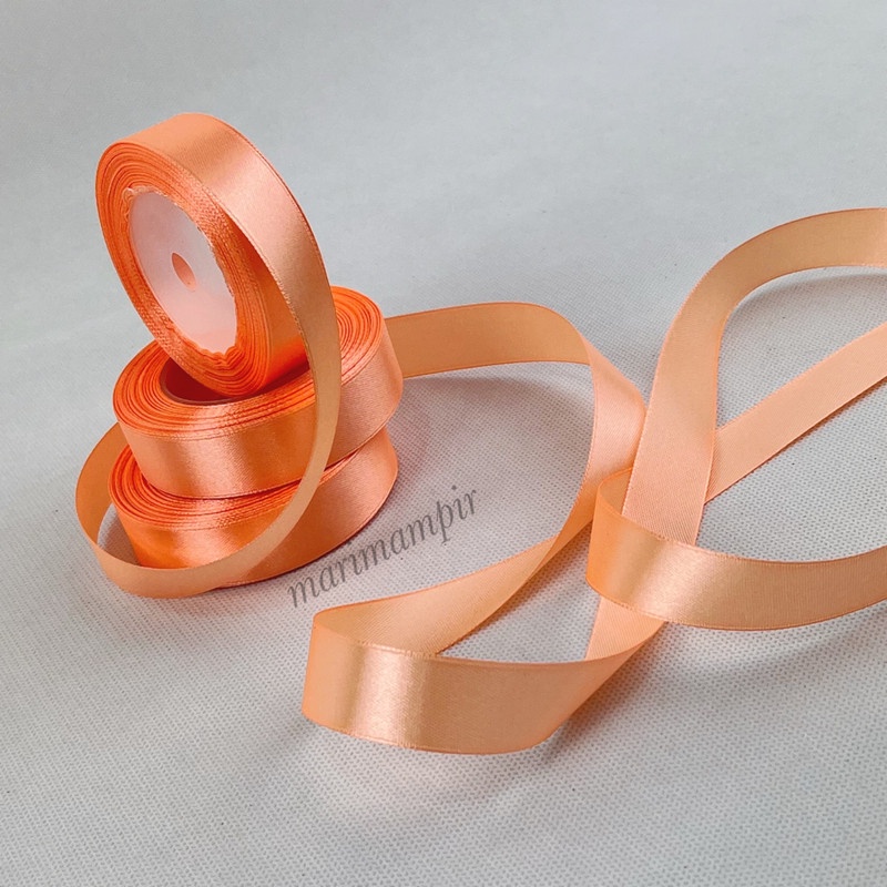 

PITA SATIN KAIN 3/4 INCI / 2 CM WARNA PEACH #088