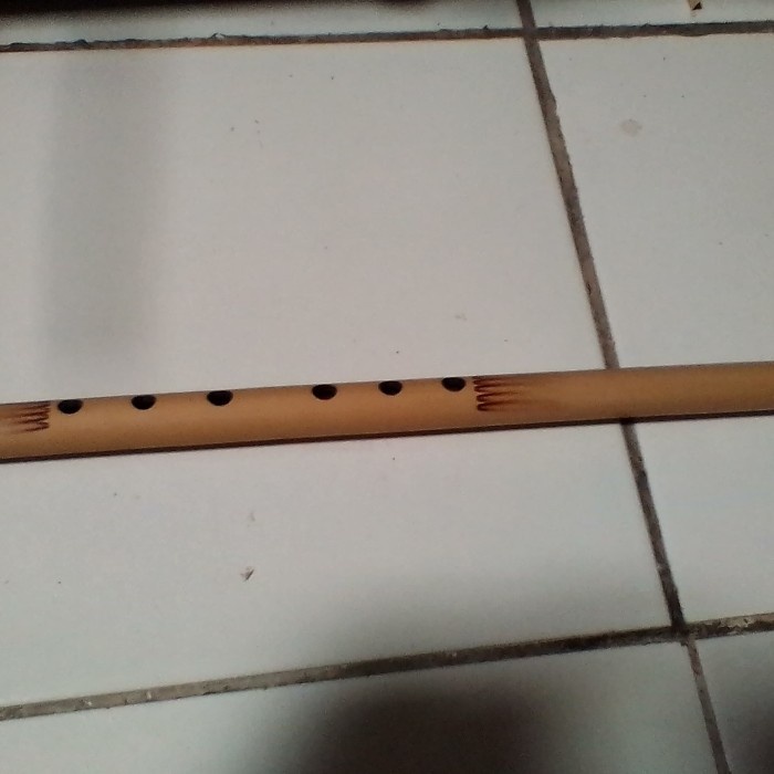 tradisional-musik-alat- suling bambu seruling sunda lubang 6 -alat-musik-tradisional.