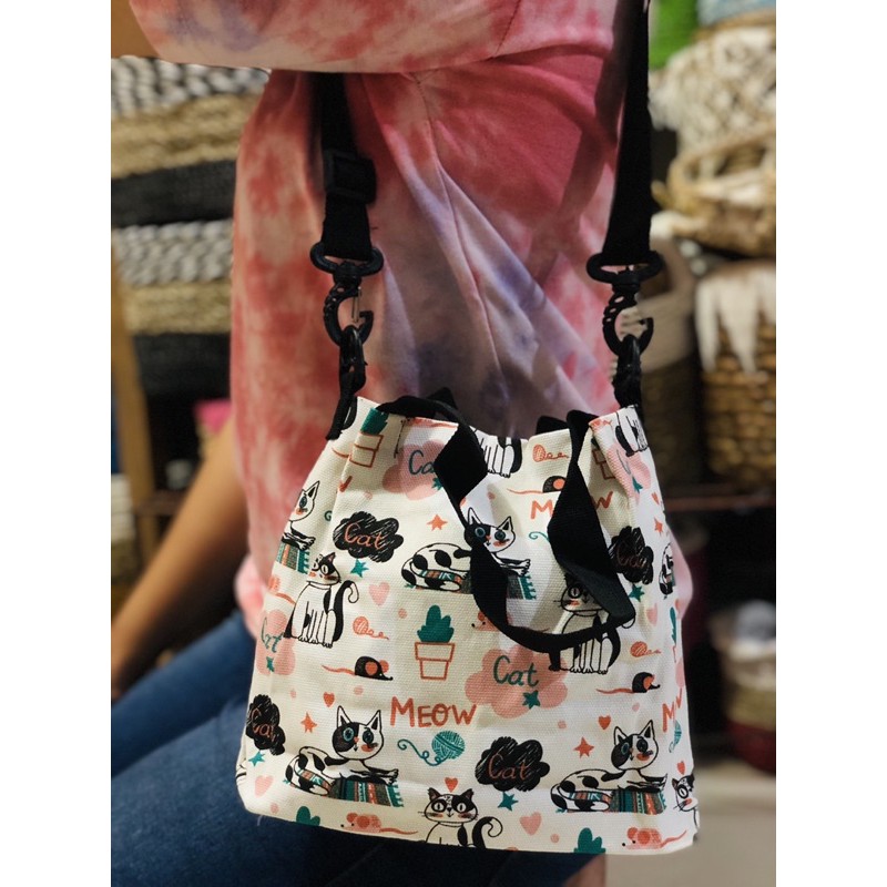 tas kanvas dobel hande 20x20