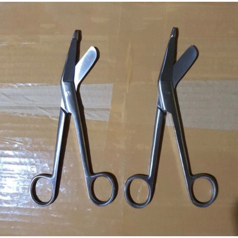 Gunting Verban Plester Kasa 18cm / Lister Plaster Scissors 18 cm