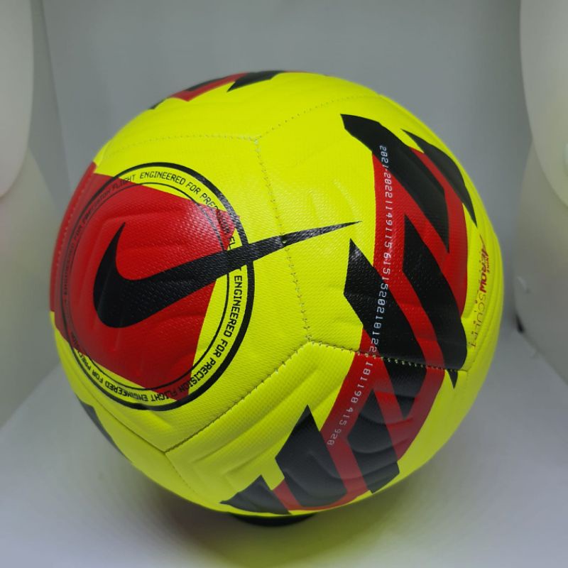 Bola Sepak Nike Strike Aero Sculpt