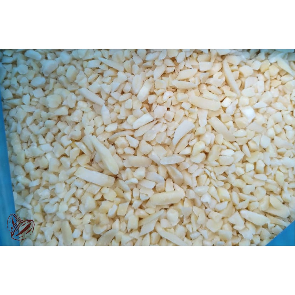 

Almond Diced Potong Kotak 1Kg