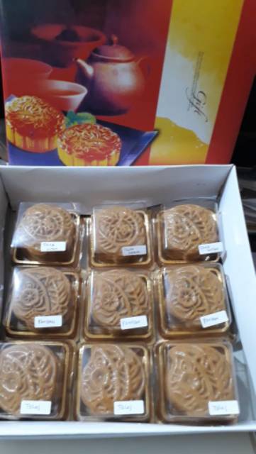 

KUE BULAN PROMO HARI INI SAJA